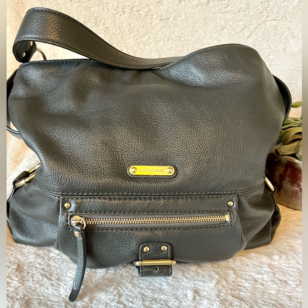 Michael Kors Large Shoulder Bag Gray In Excellent Preloved Condition